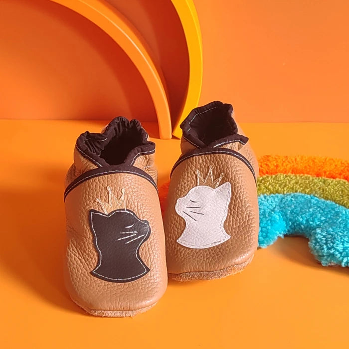 Chaussons ~ Chat couronné