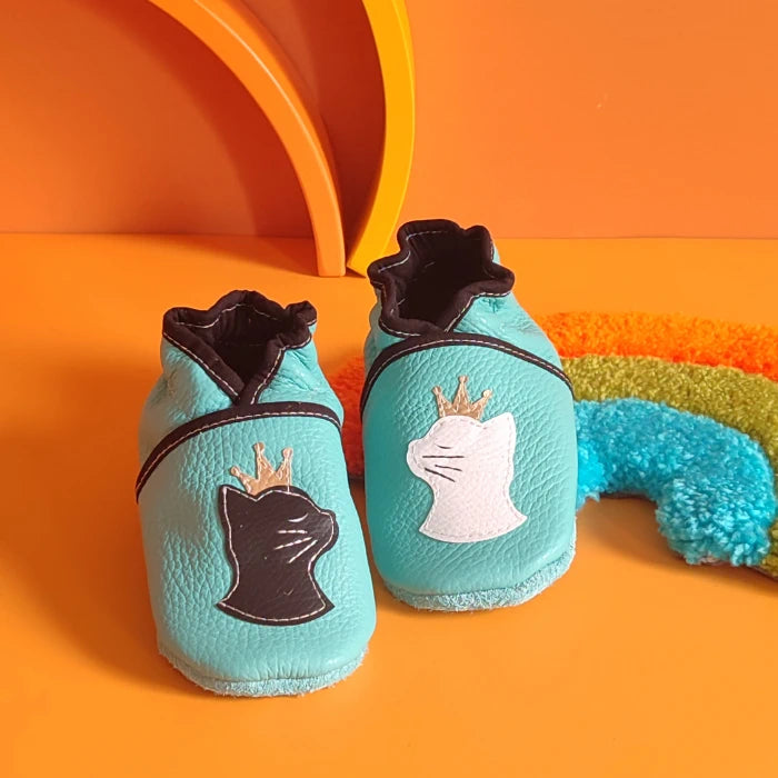 Chaussons ~ Chat couronné