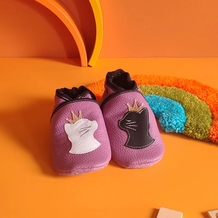 Chaussons ~ Chat couronné
