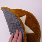 Tapis tufté ~ Etoile/ disponible