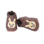 Chaussons bébé en cuir souple marron motif âne, vue croisée mettant en valeur la souplesse du cuir et les finitions ton sur ton.