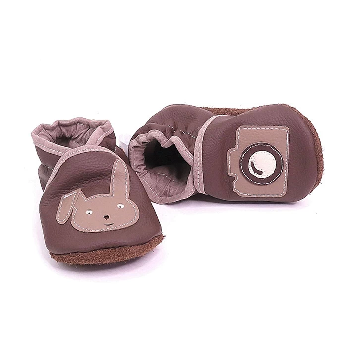 chaussons cuir souple thème lapin photographe