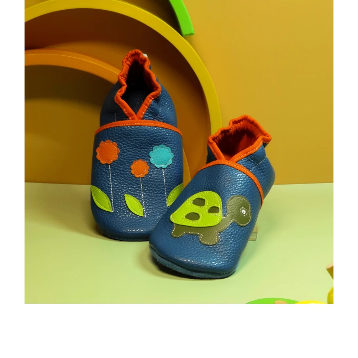 Chaussons cuir souple bleu - Tortue & Fleurettes 29/30
