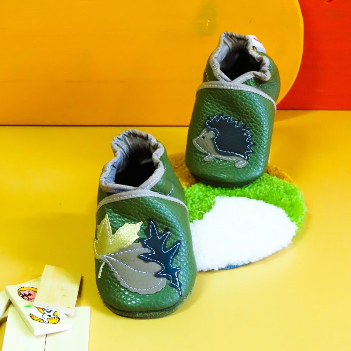 chaussons bébé en cuir kaki pointure 17/18