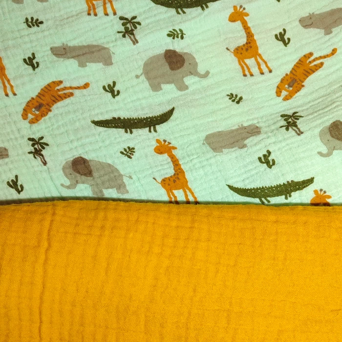 grandes débarbouillettes double gaze 25 cm